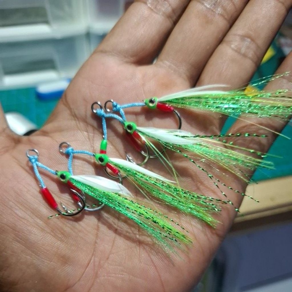 Assist Hook "diving Bird" micro jig 5-10 gram