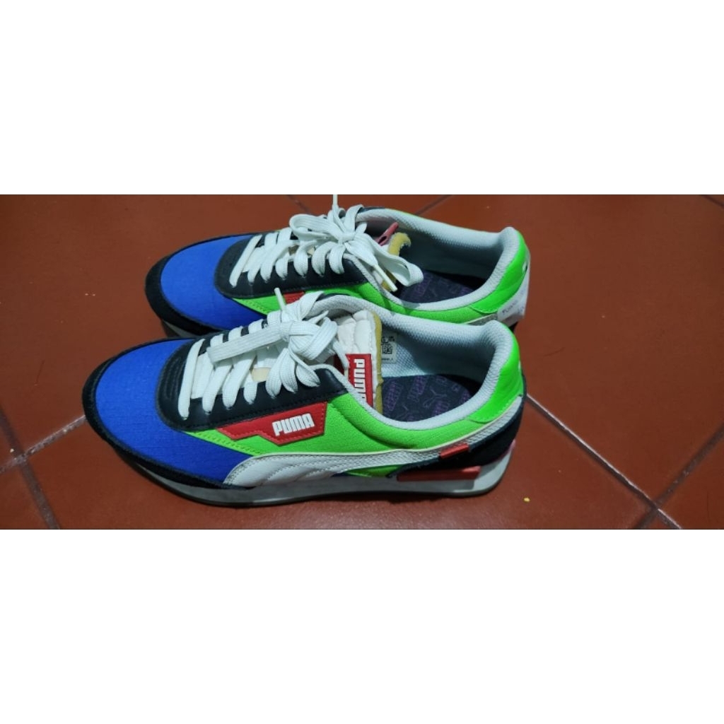 SEPATU SNEAKERS PRIA SECOND MERK PUMA SIZE 41 NO BOX