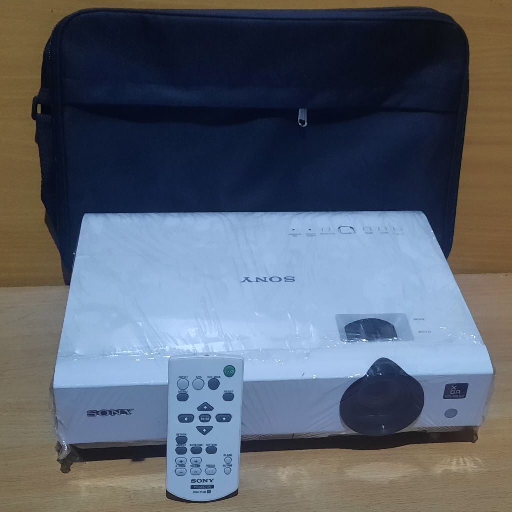 Proyektor Sony VPL-DX series 3LCD HDMI plus kabel"