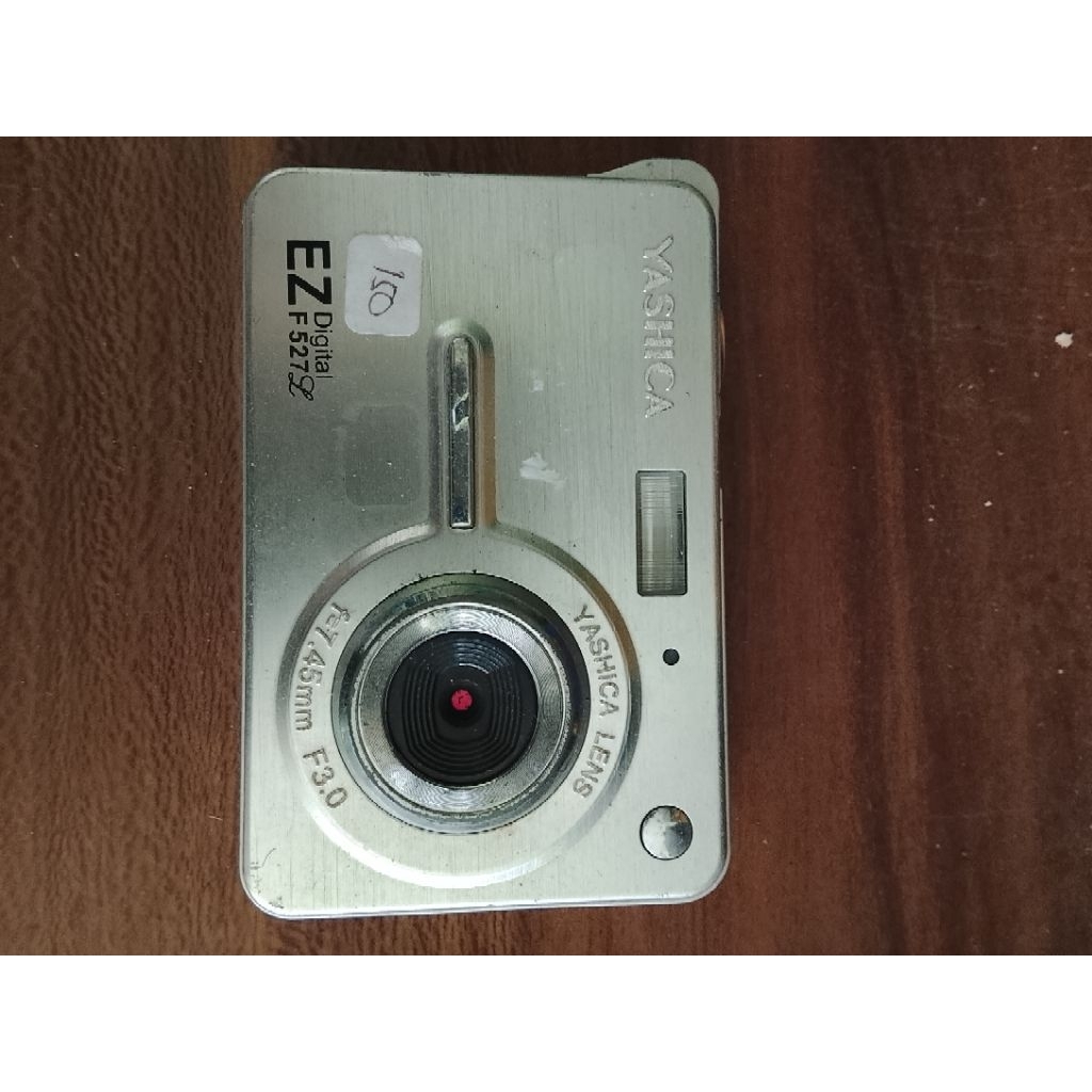 Kamera Digital Yashica