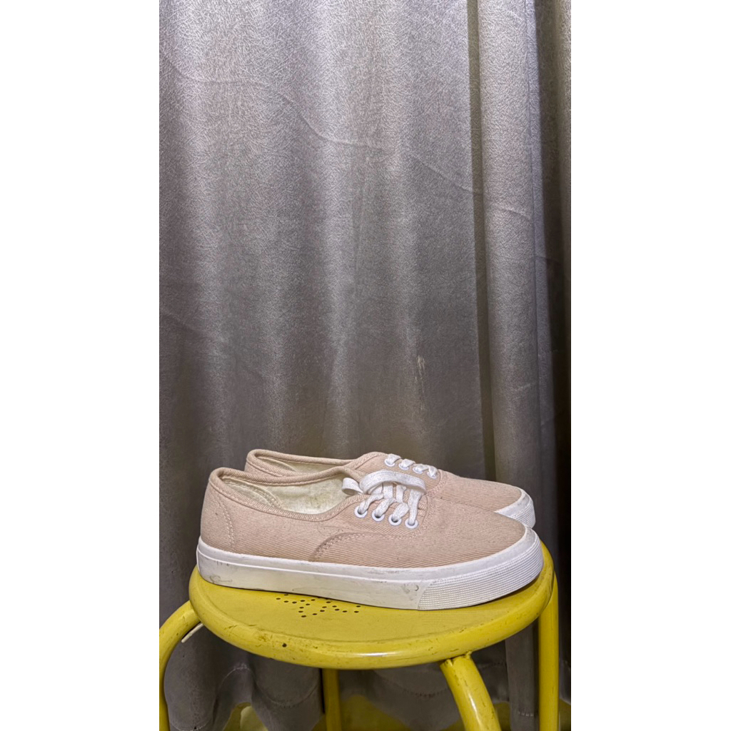 Preloved Sepatu Rubi pink