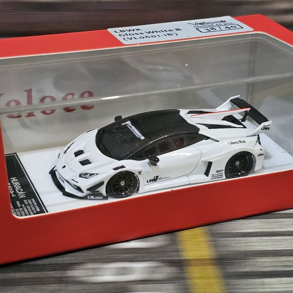 Veloce lamborghini Huragan GT Lp610-4 lb Performance 64 scale liberty walk JEC Scale Mini flame resi