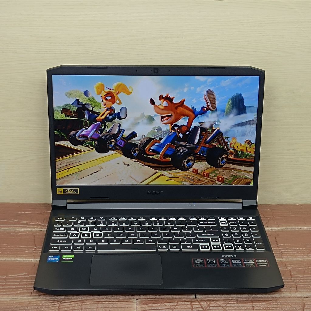 Laptop Acer NITRO 5 GAMING AN515-57 Intel Core i7-11800H RAM 16GB SSD 512GB RTX 3060 GEN11 144Hz RGB