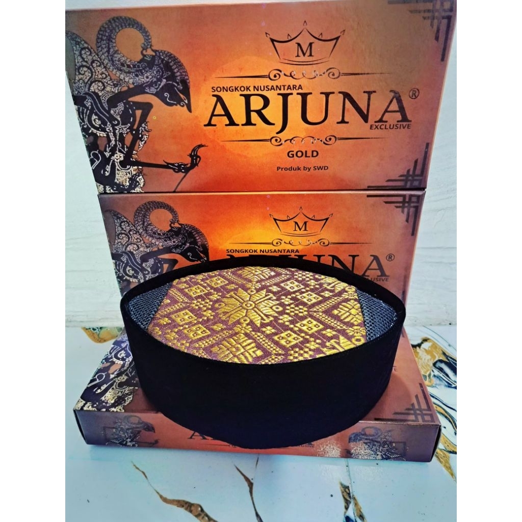 songkok peci AC bludru hitam atas kain songket
