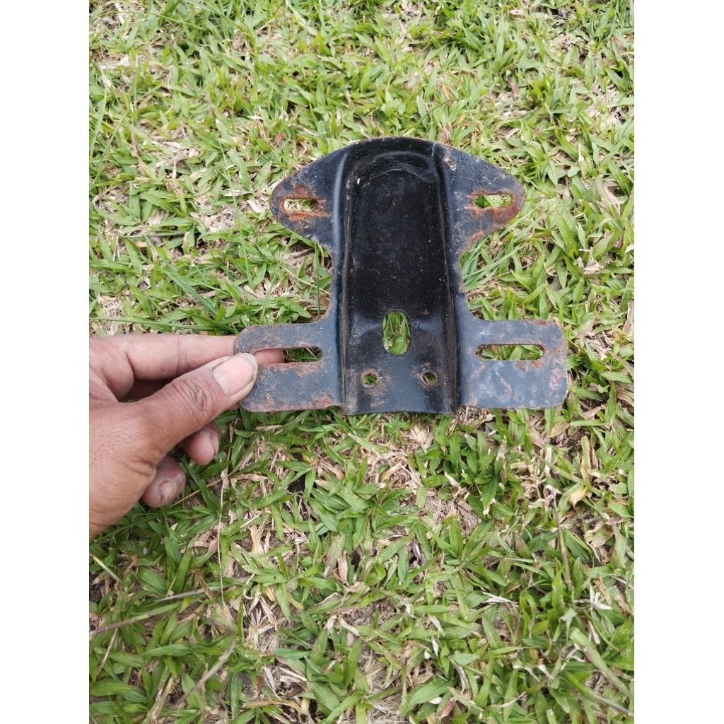 breket pangkon dudukan stoplamp cb 100 original