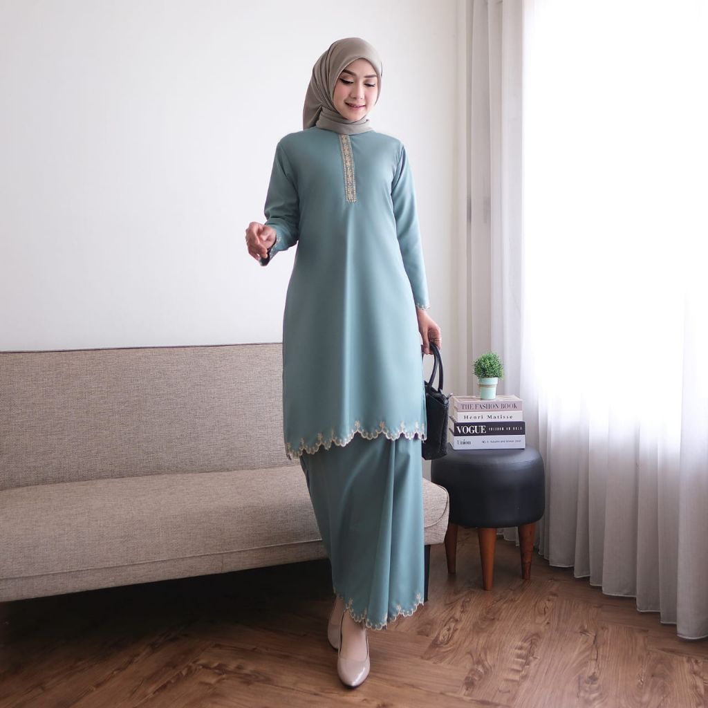 Halya Fashion - Setelan Tunik Melayu Bahan Katun Toyobo Bordiran Di Bawah One Set Dengan Rok