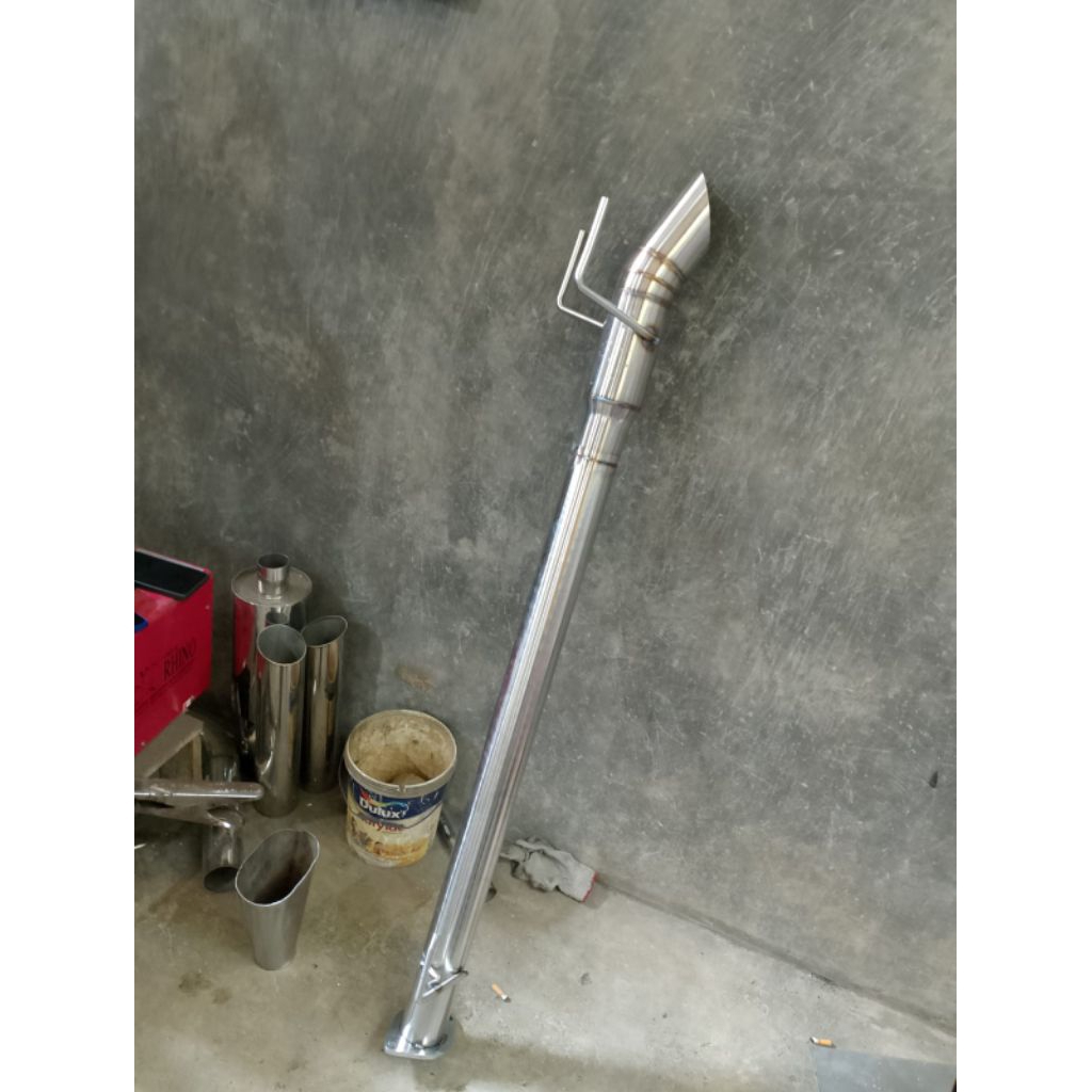 kenalpot mobil centerpipe buang gardan tengah. bisa buat mobil inova 2kd inova venture rebon fortune