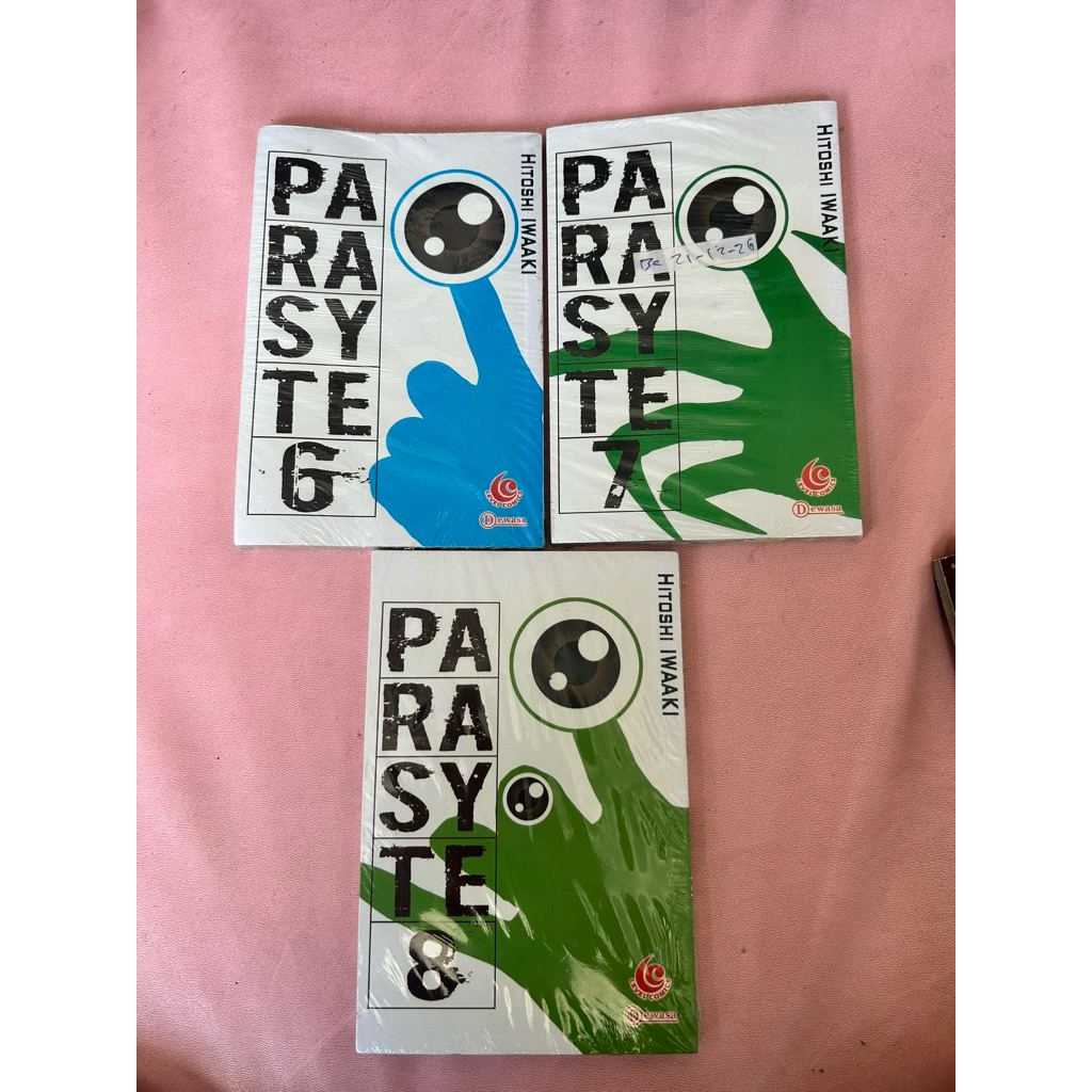 Komik parasyte (baru/segel)