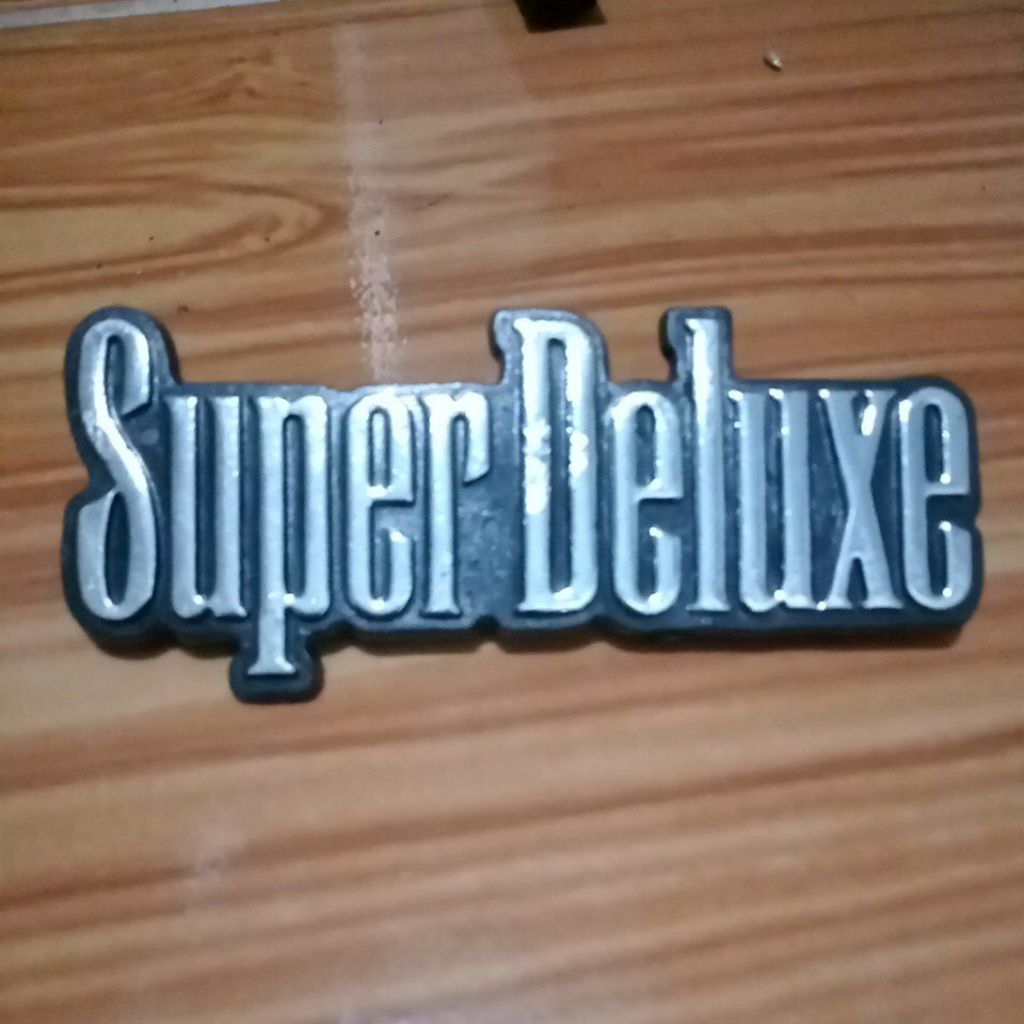 emblem logo body Yamaha v80 super deluxe