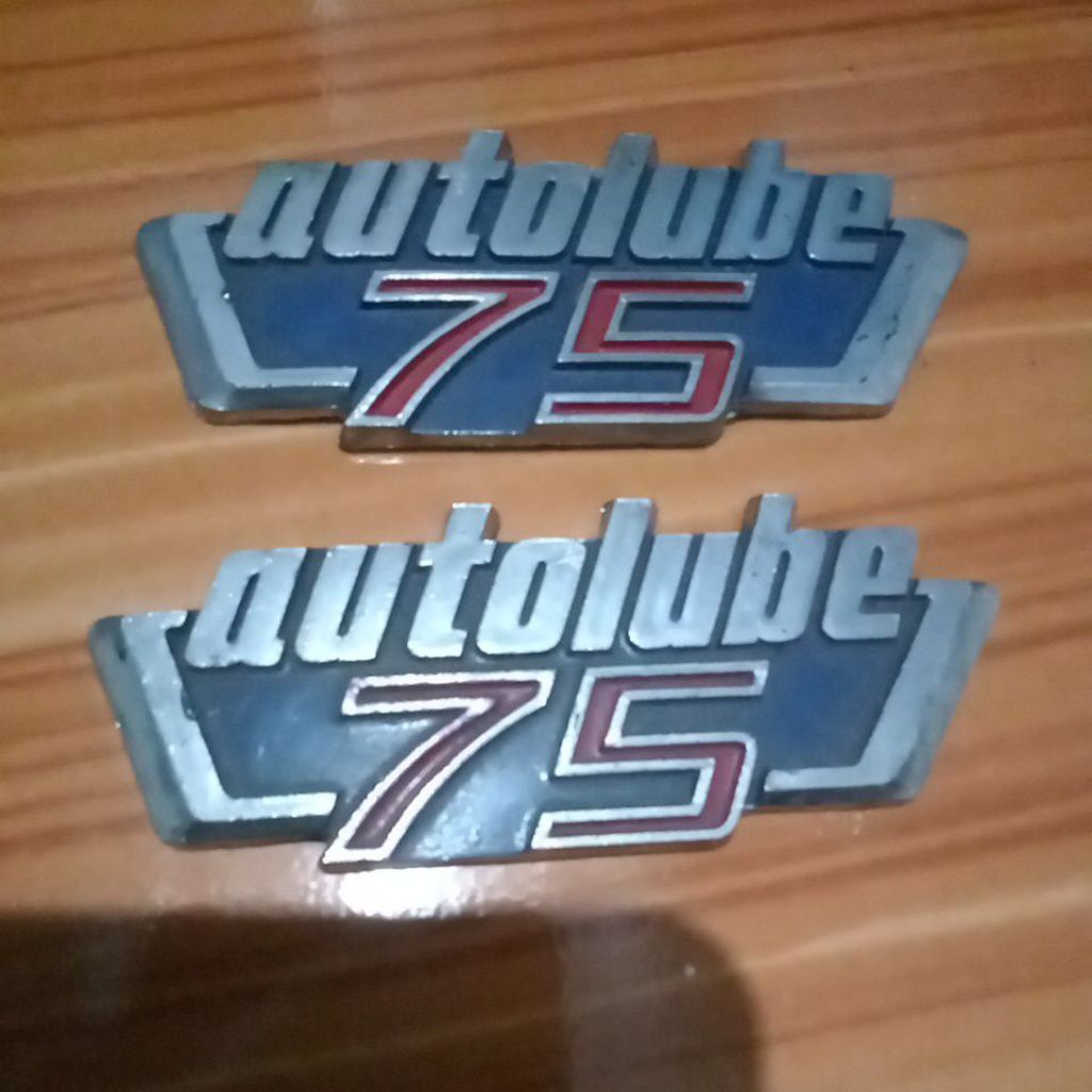 Logo Emblem Cover Tutup Aki Yamaha V75