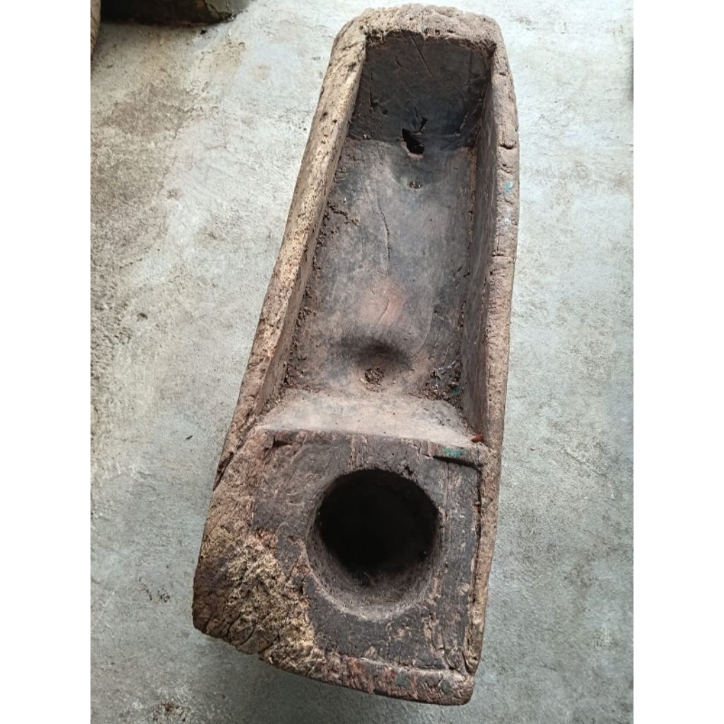 lesung dobel lumpang kayu antik lawasan kuno