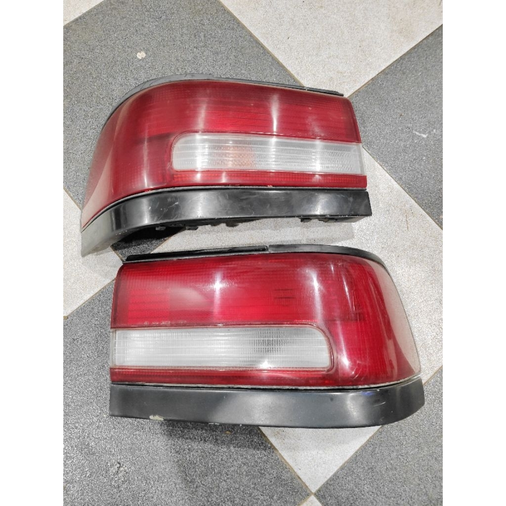 lampu stop belakang toyota corona ex saloon ori copotan