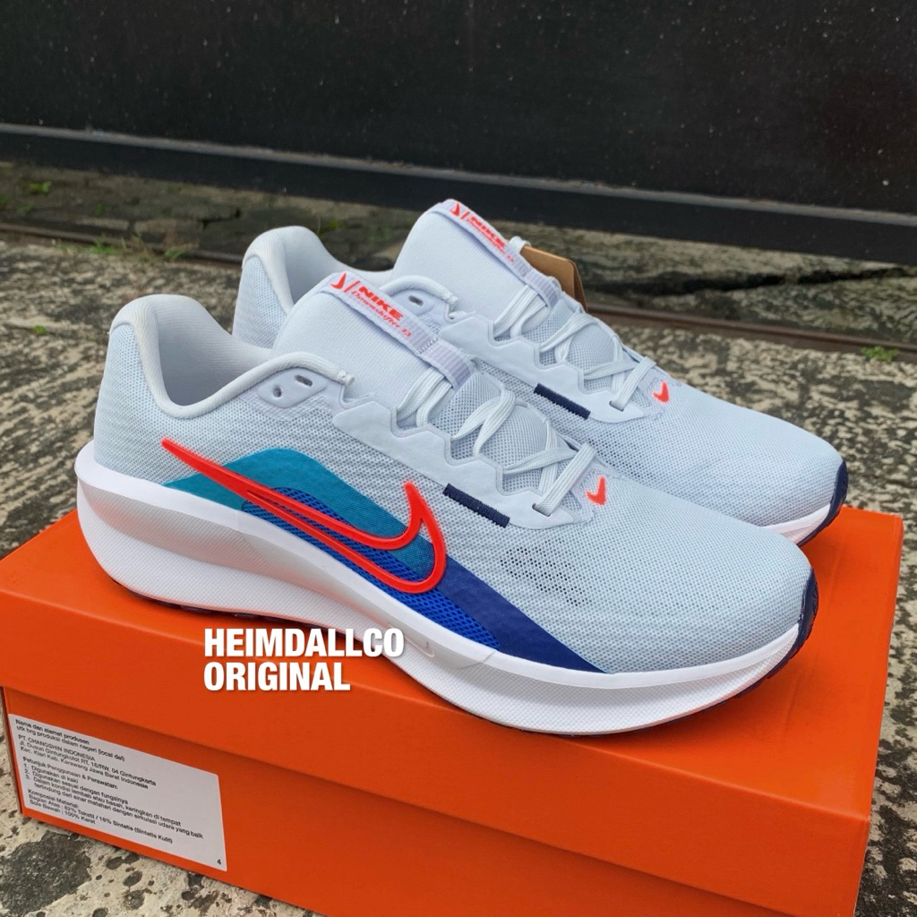 Nike Downshifter 13 Football Grey Blue Lightning Road Running Shoes FD6454-012 Original Resmi