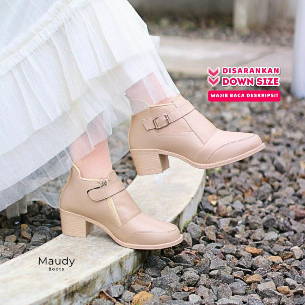 ONE LOVE MAUDY BOOTS LATTE WHITE - Sepatu Boots Wanita Hak Chunky 5 cm