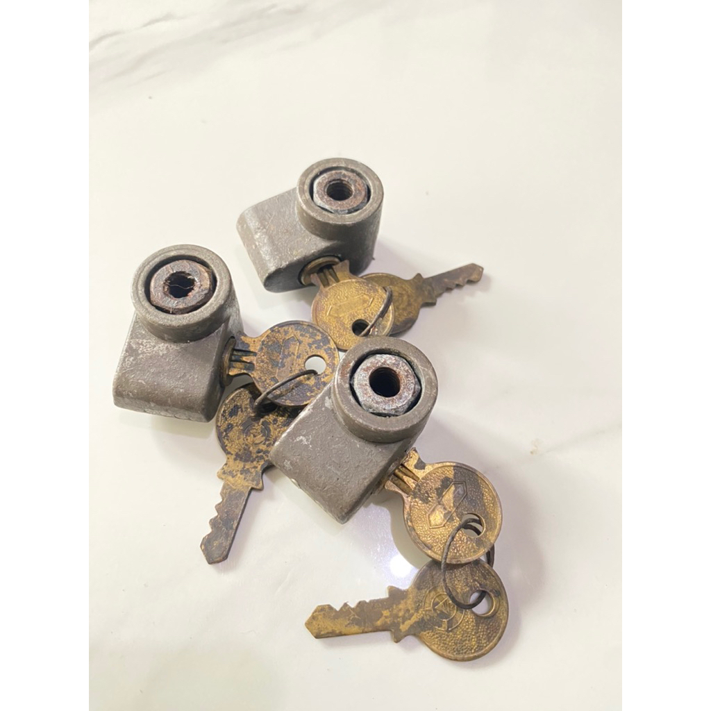 kunci ban serep vespa Original vigano nos