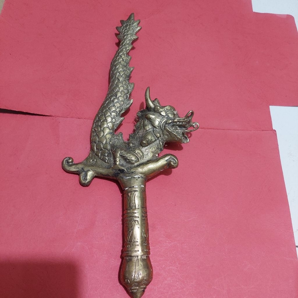 keris naga liong kuningan