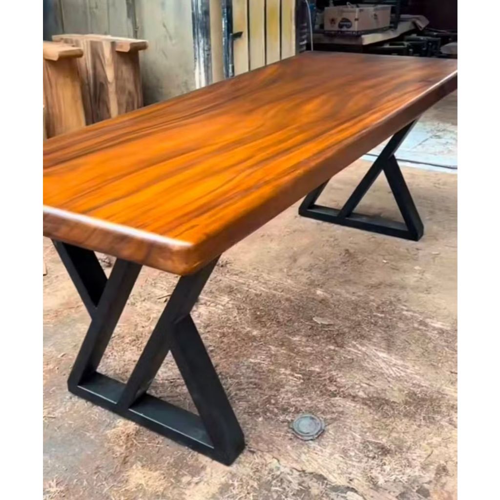 Meja Solid Trembesi Kaki Besi Custom