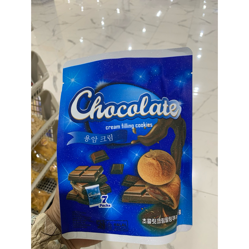 Biskuit isi krim Cokelat dan Keju Snack Import enak