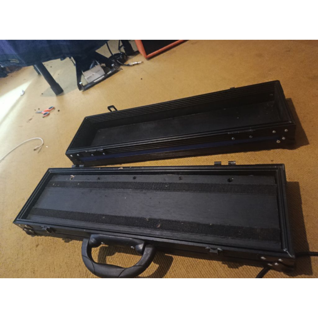 pedalboard hardcase efek gitar