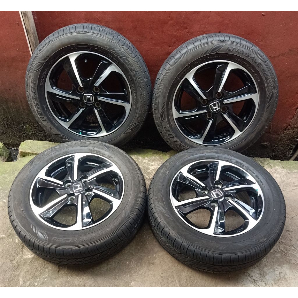 velg+ban r14 copotan Honda Brio Satya thn 2025