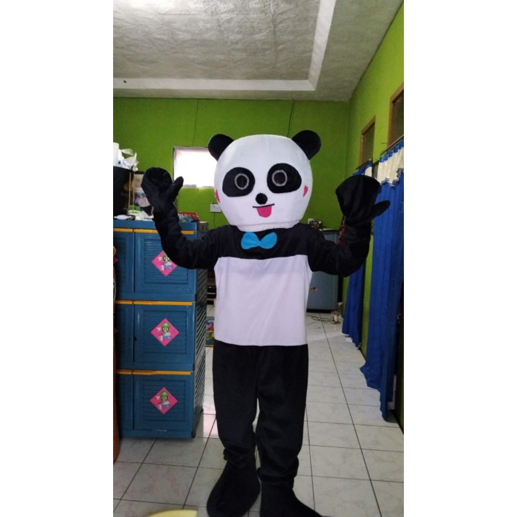 kostum badut panda