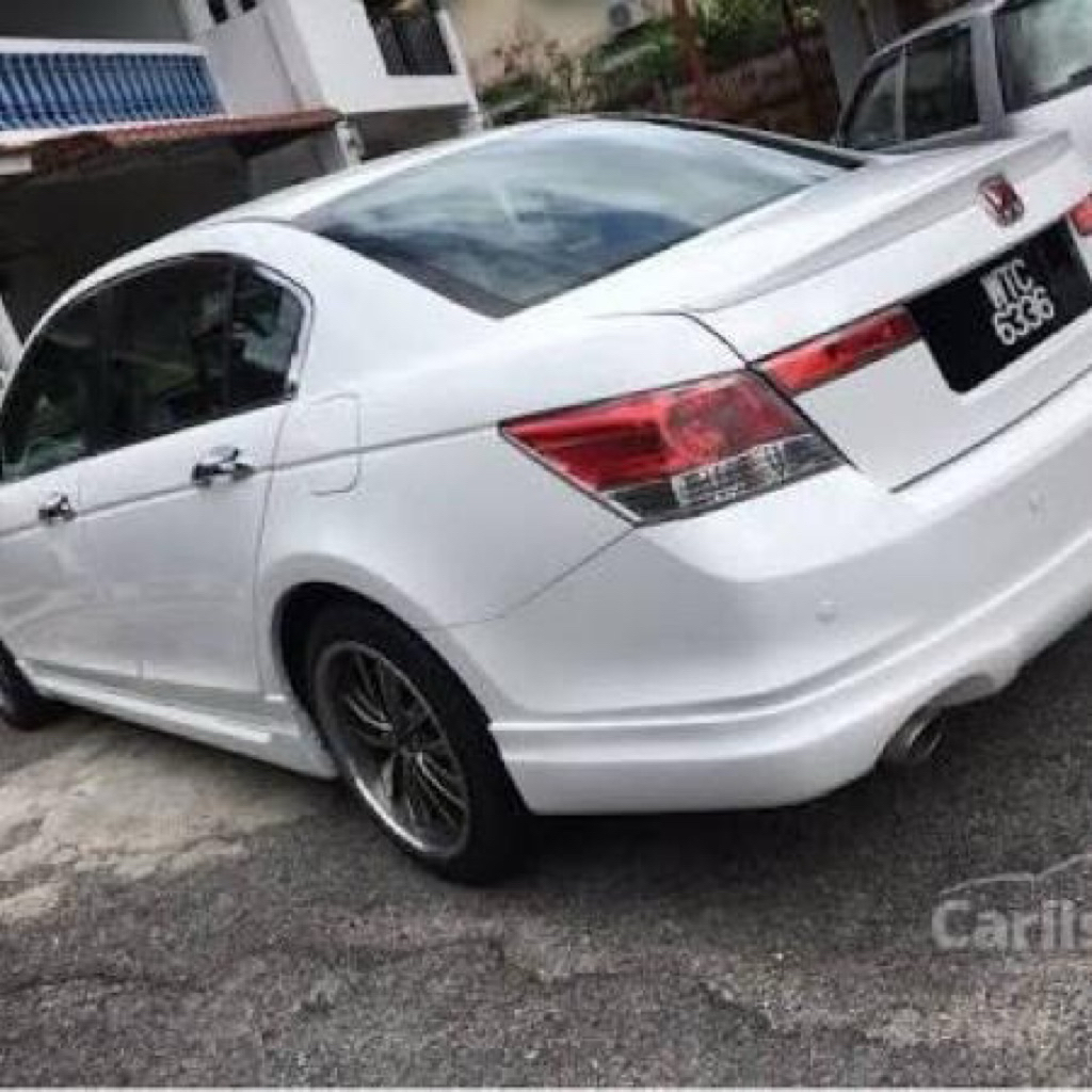 ducktail plastik oem Honda new Accord