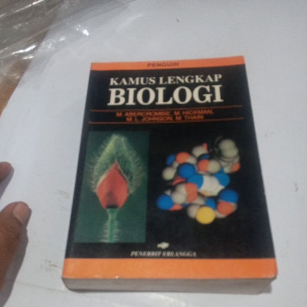 BUKU KAMUS LENGKAP BIOLOGI PENERBIT ERLANGGA