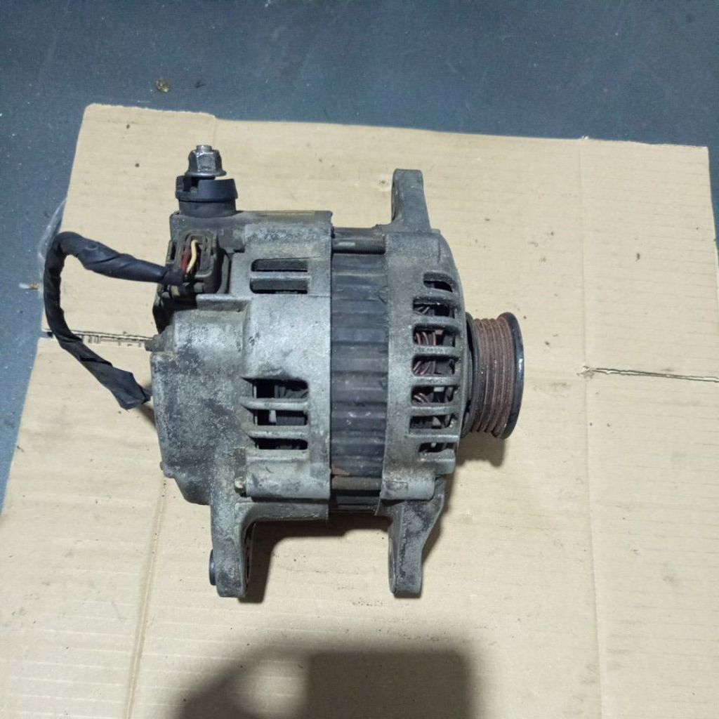 alternator KIA Carens 1