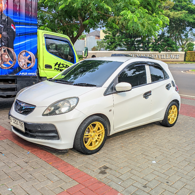 Velg Termurah HSR BOON R15 Gold Mobil Honda Brio Lebar 6,5 Inch Ring 15 Original