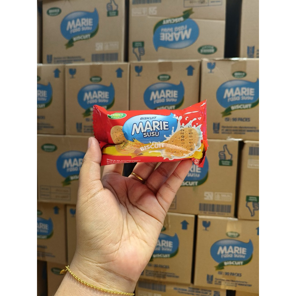 MARIE SUSU BORNEO UBM BISKUIT BISCUIT MBG B3