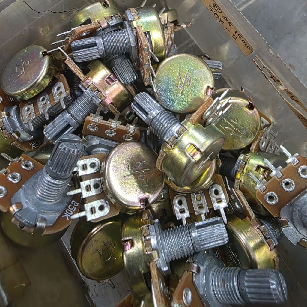 Potentiometer Mono 10K 50K as pendek 1.5cm potensiometer