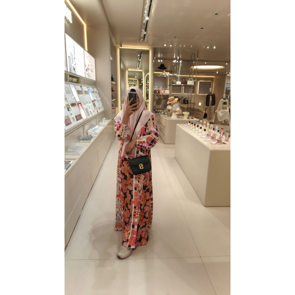 PL dress Benang Jarum