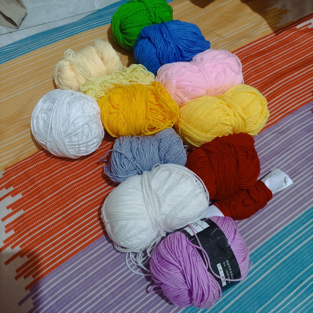 Bundling Benang Rajut Milko 3 ply (preloved)