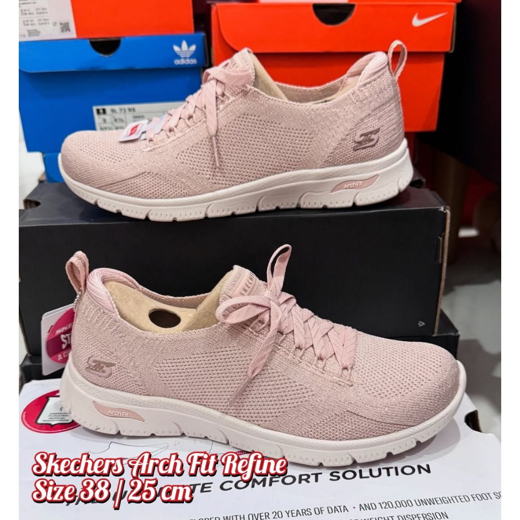 Skechers Arch Fit Refine (104682) 38 (25cm)