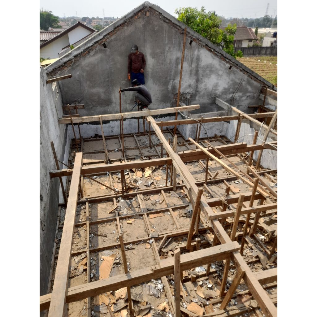renovasi atap rumah