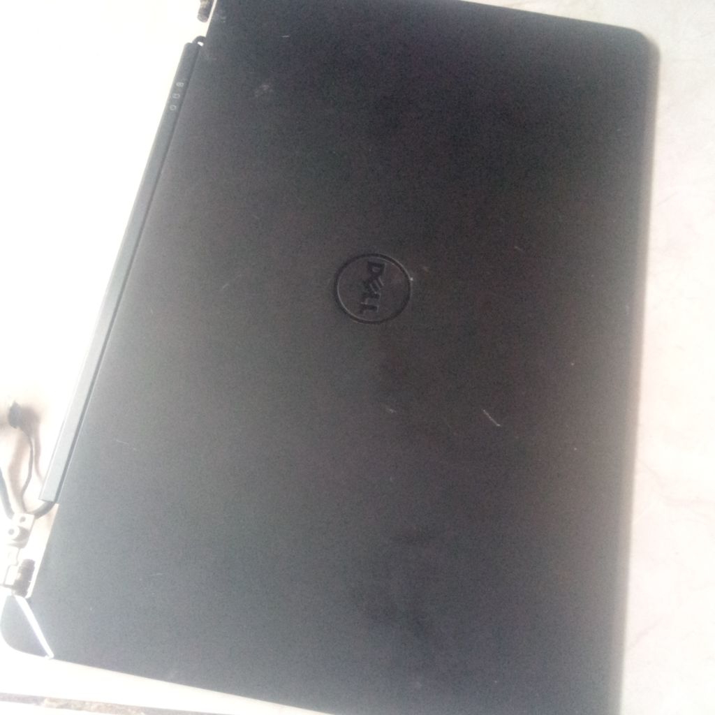 MONITOR LCD LAPTOP DELL LATITUDE E7250 ORIGINAL COPOTAN GARANSI