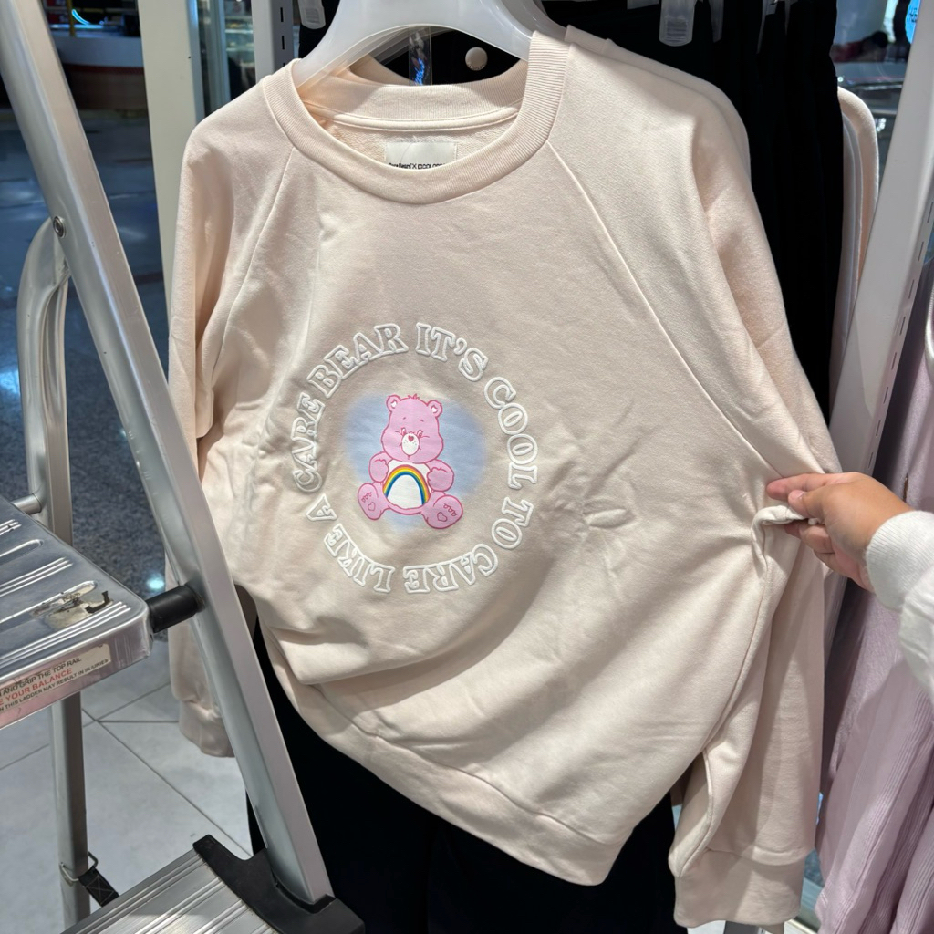 sweater sweatshirt raglan graphic lengan panjang care bears X Colorbox