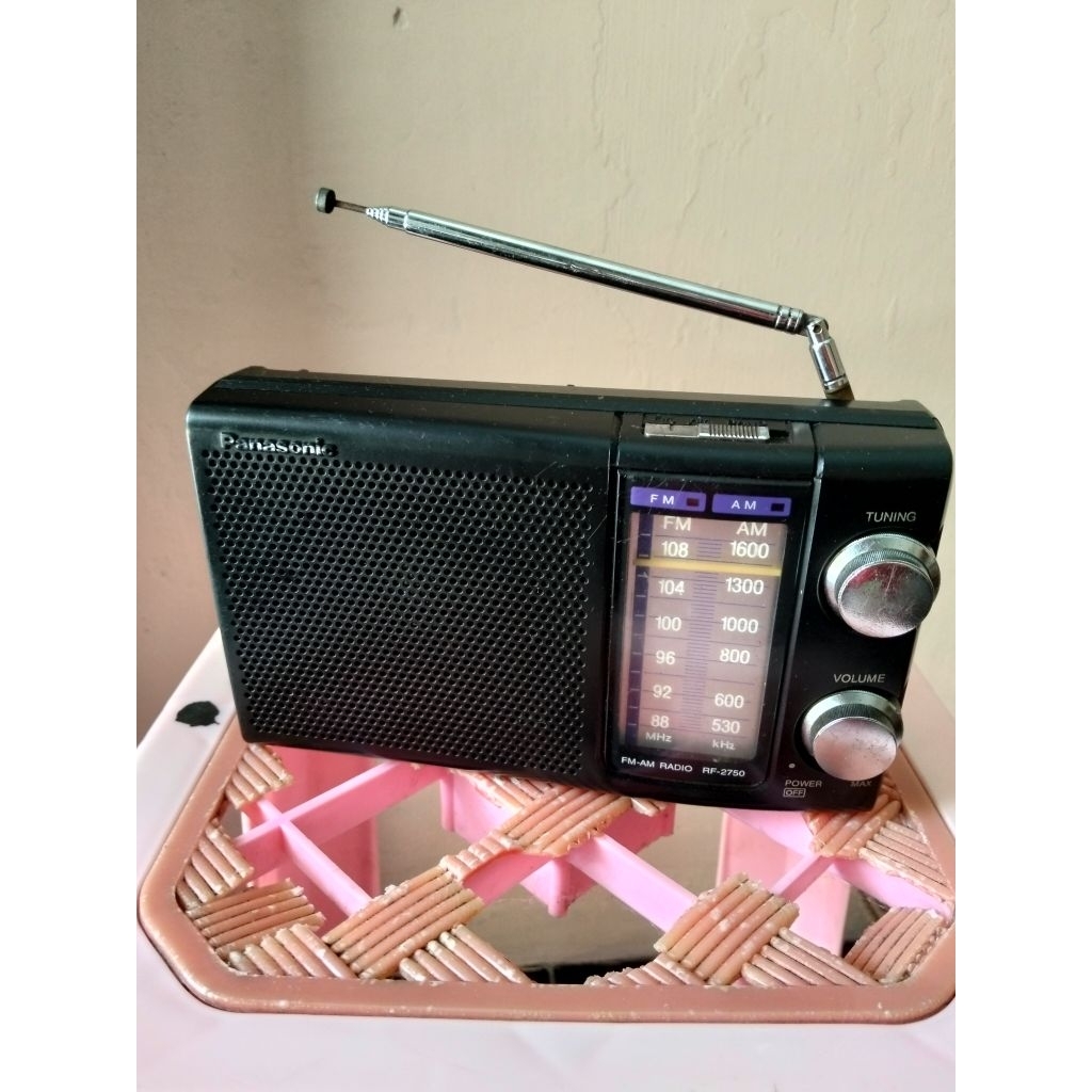 Radio Pocket Panasonic RF 2750 Pakai Baterai