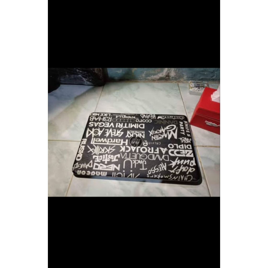 HP ENVY m6 Notebook PC second