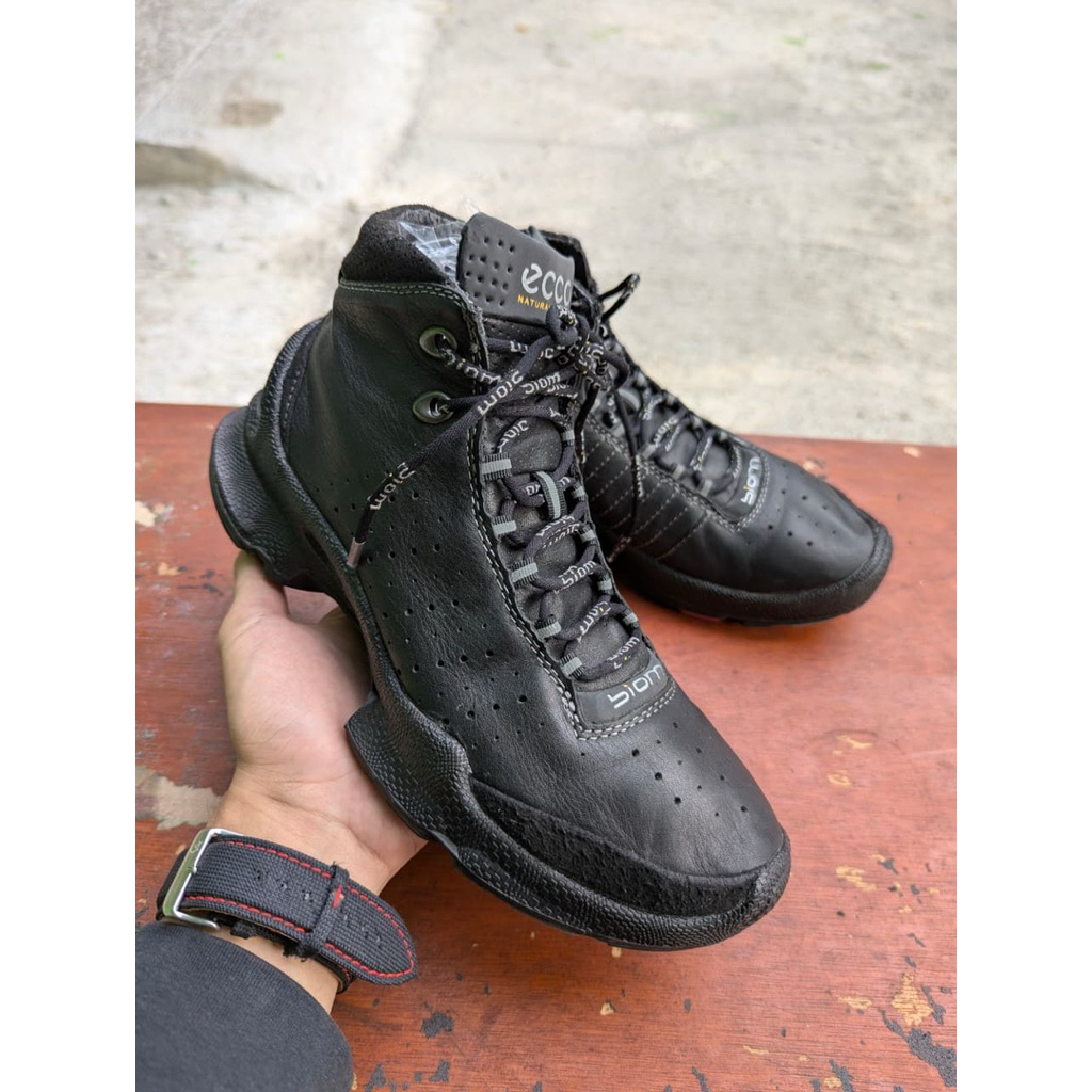ECCO SIZE 39 ( SECOND ORIGINAL )