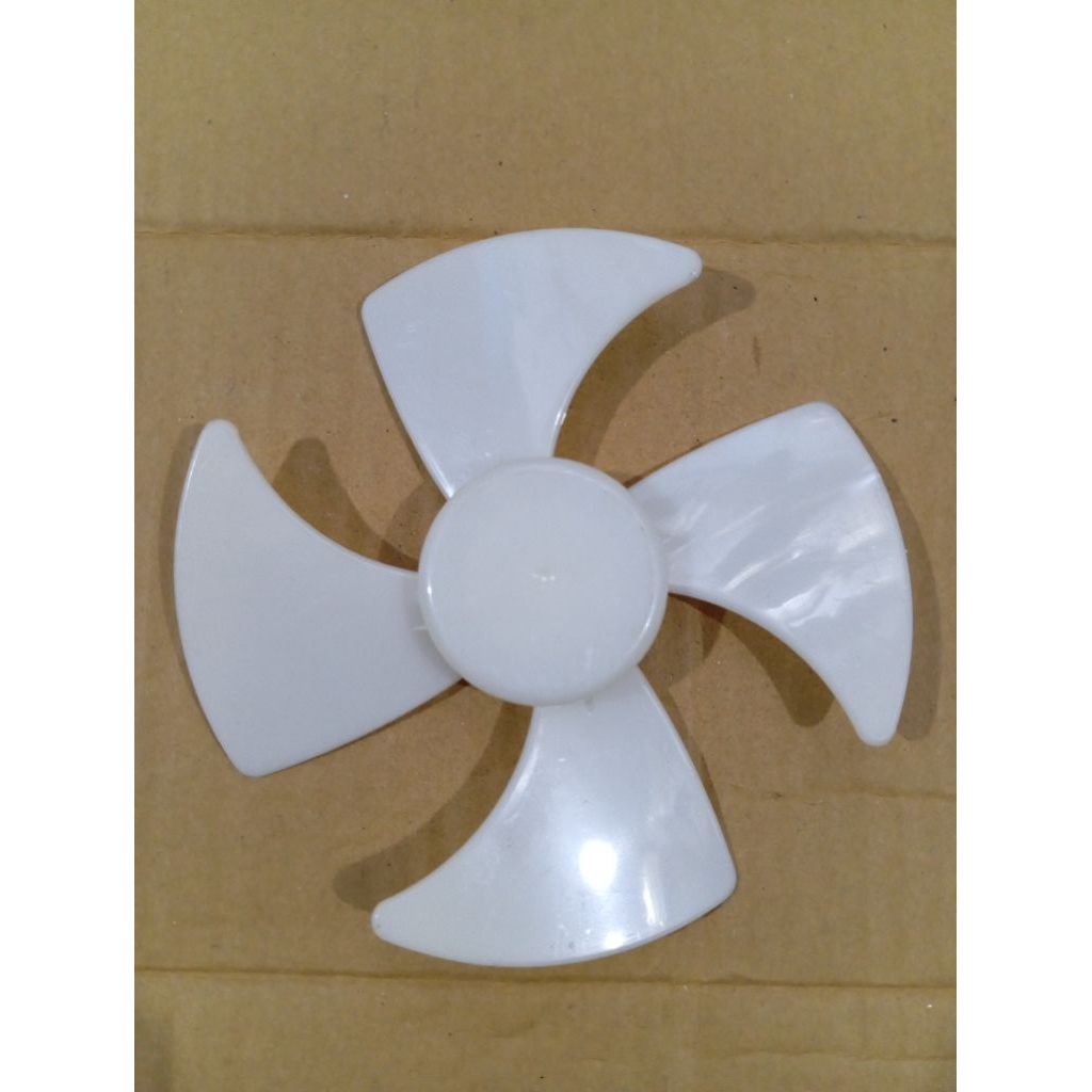 Daun Kipas Baling Baling Fan Kulkas Showcase Sharp Original