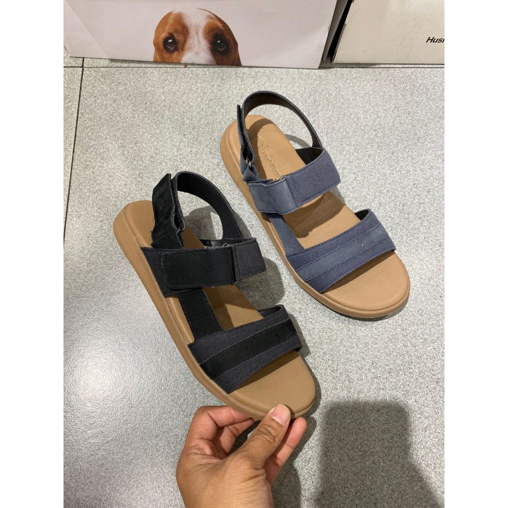 Sepatu Sandal pria Hush Puppies