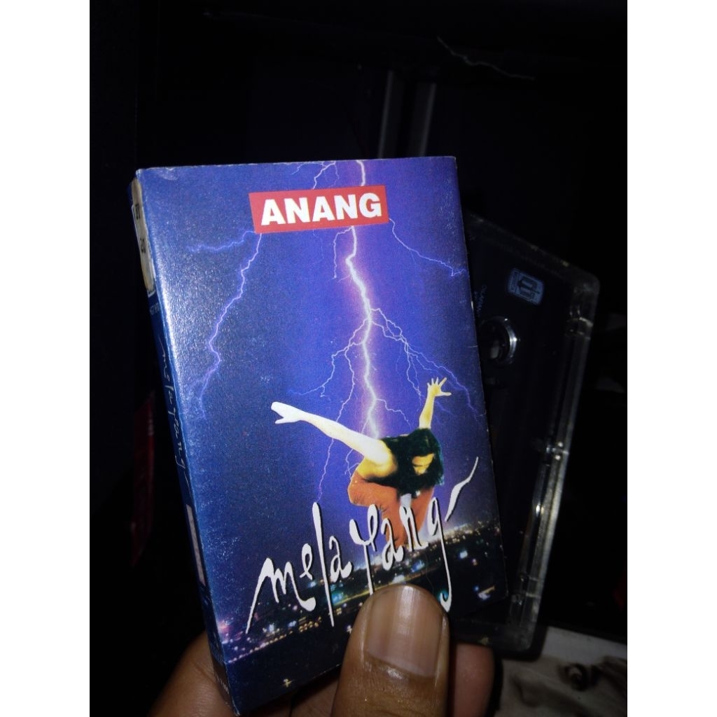 Kaset Anang Melayang