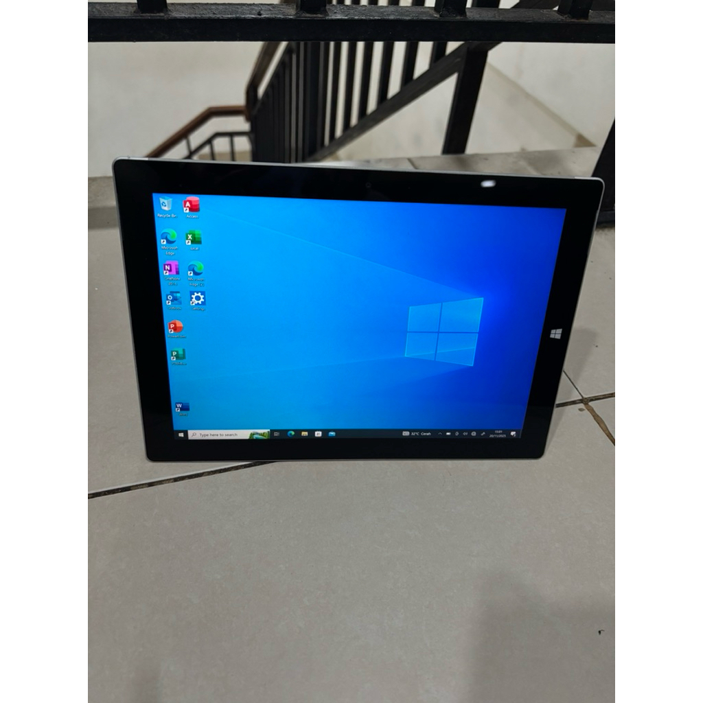 MICROSOFT SURFACE 3