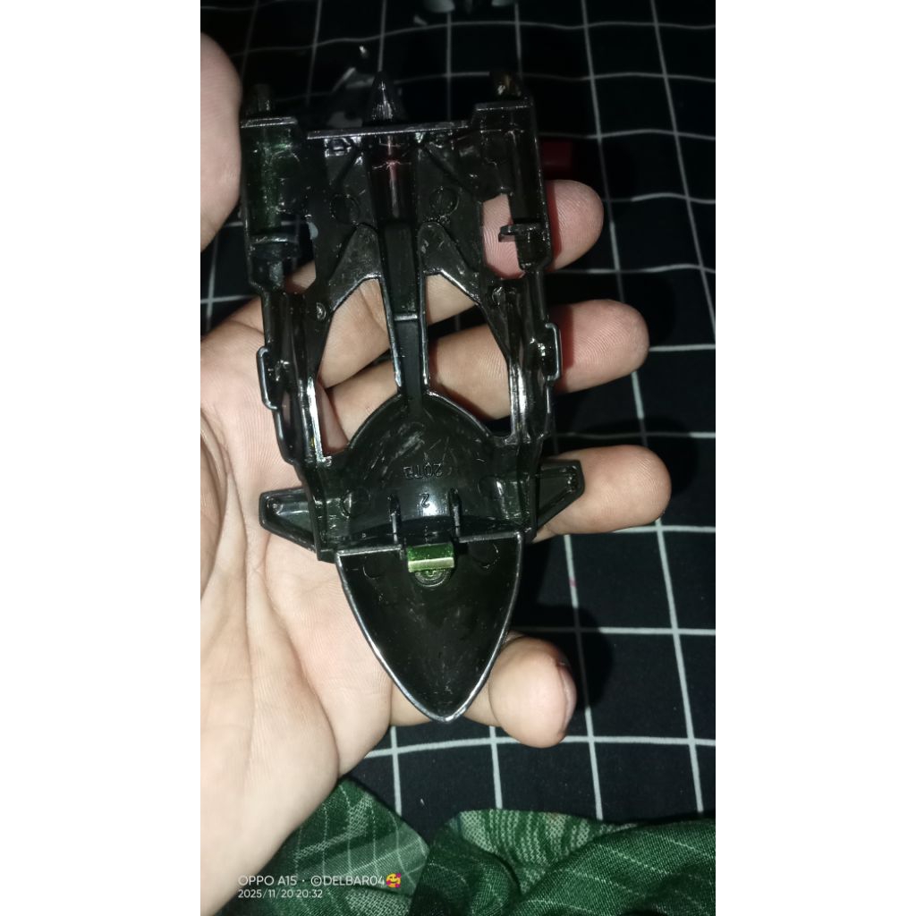 CRUSH GEAR COVER THUNDER BREAKER