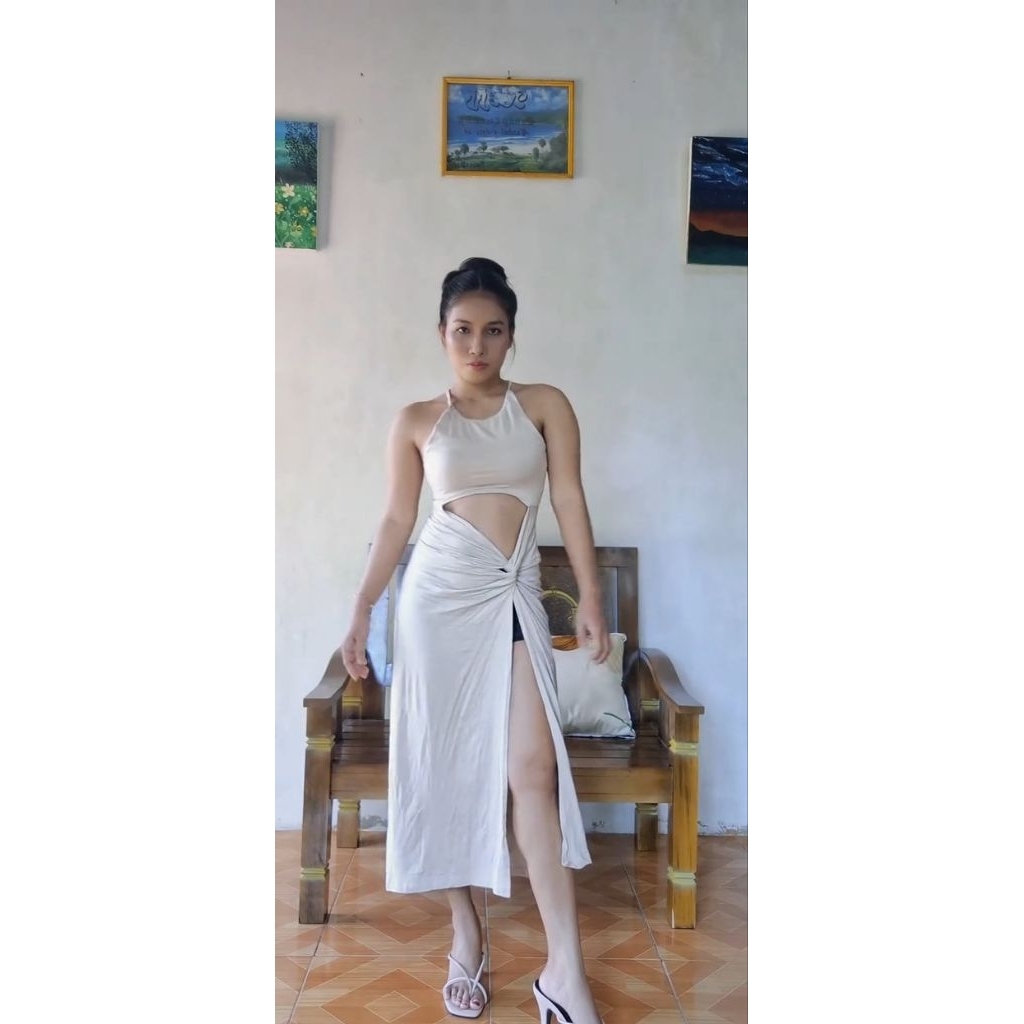 DRESS PANTAI SEXY BELAH DEPAN DRESS BALI DRESS MUSIM PANAS LIBURAN (New)
