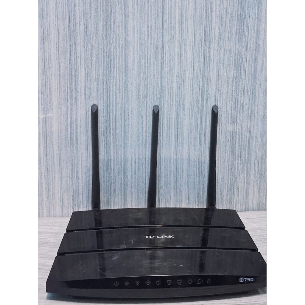TP-Link TL-WDR4300 N750 Dual Band Gigabit Router | 2.4G + 5G | 3 Antena | Bekas Mulus