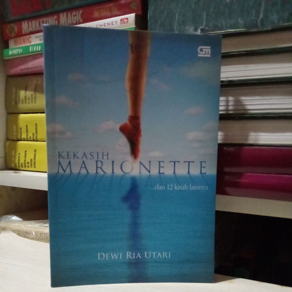 buku kekasih marionette dan 12 kisah lainnya#Rak7a