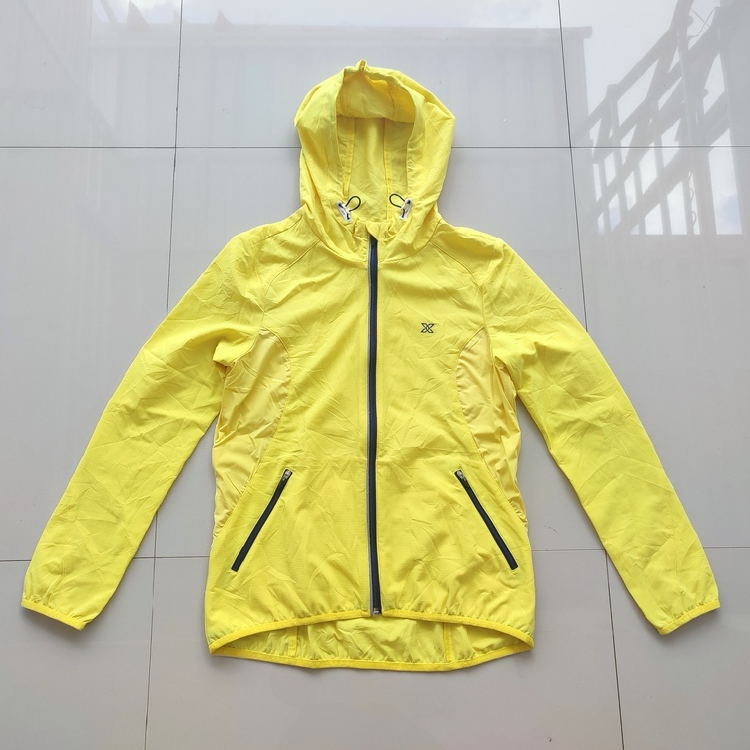 41. Jacket Outdoor Running JDX Size setara S - Pakaian Gunung Lapangan Olahraga