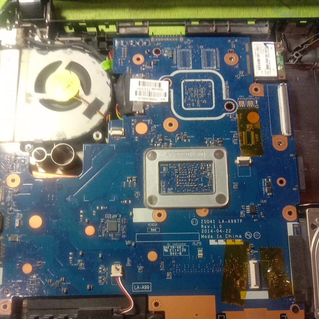 Mainboard ZS041 LA-A997P